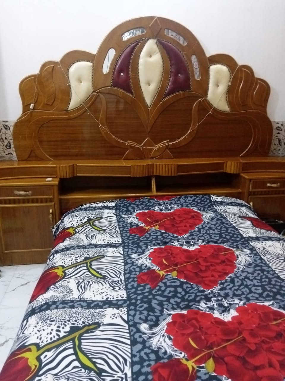 غرفةنوم عراقي داخل خارج صاج الكنتور 6 طابقين للبيع


**إذا كنت صاحب هذا الإعلان وتريد حذفه لأي سبب، رجاءا أرسل رسالة إلى الدعم الفني**
