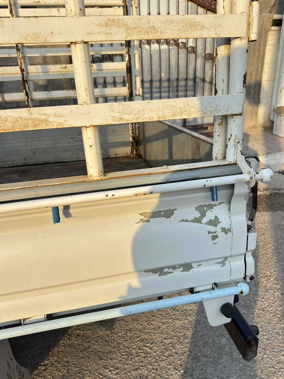 #السعر_اتصل ‭0771 346 8805📞📞
كيا حمل للبيع او للمراوس 2020 الشكل الجديد كير محرك اكسن شاصي رقم شاصي مكفولات كشر مكفول عدا لغد الايسر مفتوح فقط والباقي كله بشرط السونار رقم بغداد تبريد شغال وثلج تخم تاير جديد 
تحويل مباشر للبيع او للمراوس ب 2011 او 2012 نضيفه شرط للعلم بدون محجر
