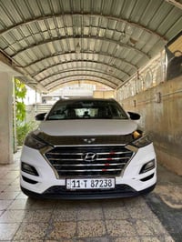 للبيع فقط توكسان (2019) سياره خليجيه ضررهه بنيد مصبوغ و جاملغ صفحه الي...