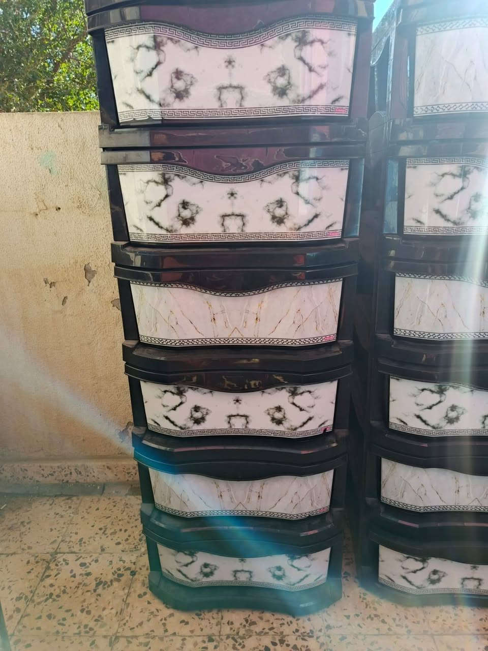 مجرات للبيع النوعيه بلاستك اصليه لوحده بس ٦ مجرات السعر ٦٠ الف وبيهن مجال قليل الاتصال على هذا الرقم ***********
