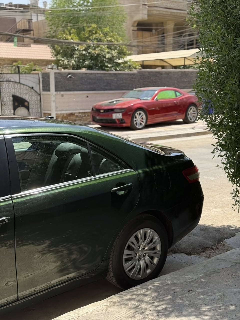 سلام عليكم
كامري للبيع 2011 وارد امريكي حادثهه بابين عكس السايق مبدلات مكفوله كير ومكينه صدر نظيف 
السياره صالهه ١٠ سنين عدنه ومعتنين بيهه كلش صار اكو جرد بيهه وصبغت القماره والبنيد للجماليه فقط السياره نظيفه ومابيهه مصرف نهائيا بيهه بعض الشخوط موضحة بالصوره 
للاستفسار : ***********
