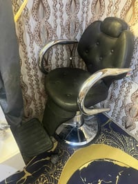 كرسي • جديد • مستخدم اسبوع