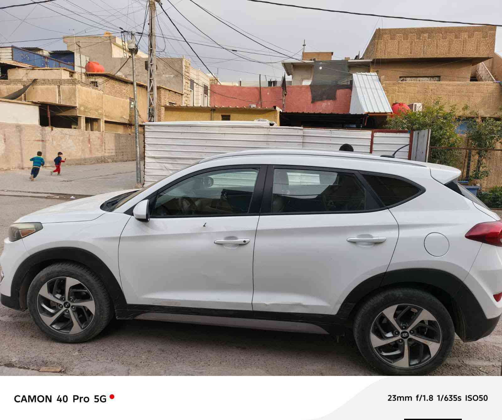 توسان2017امريكي
حادثه فقط دعاميه مبدله 

مبدل بيه كاز كيت  

 

فقط طخات بسيطه موضحات بلصور

بغداد الزعفرانية 

السعر 148

***********
