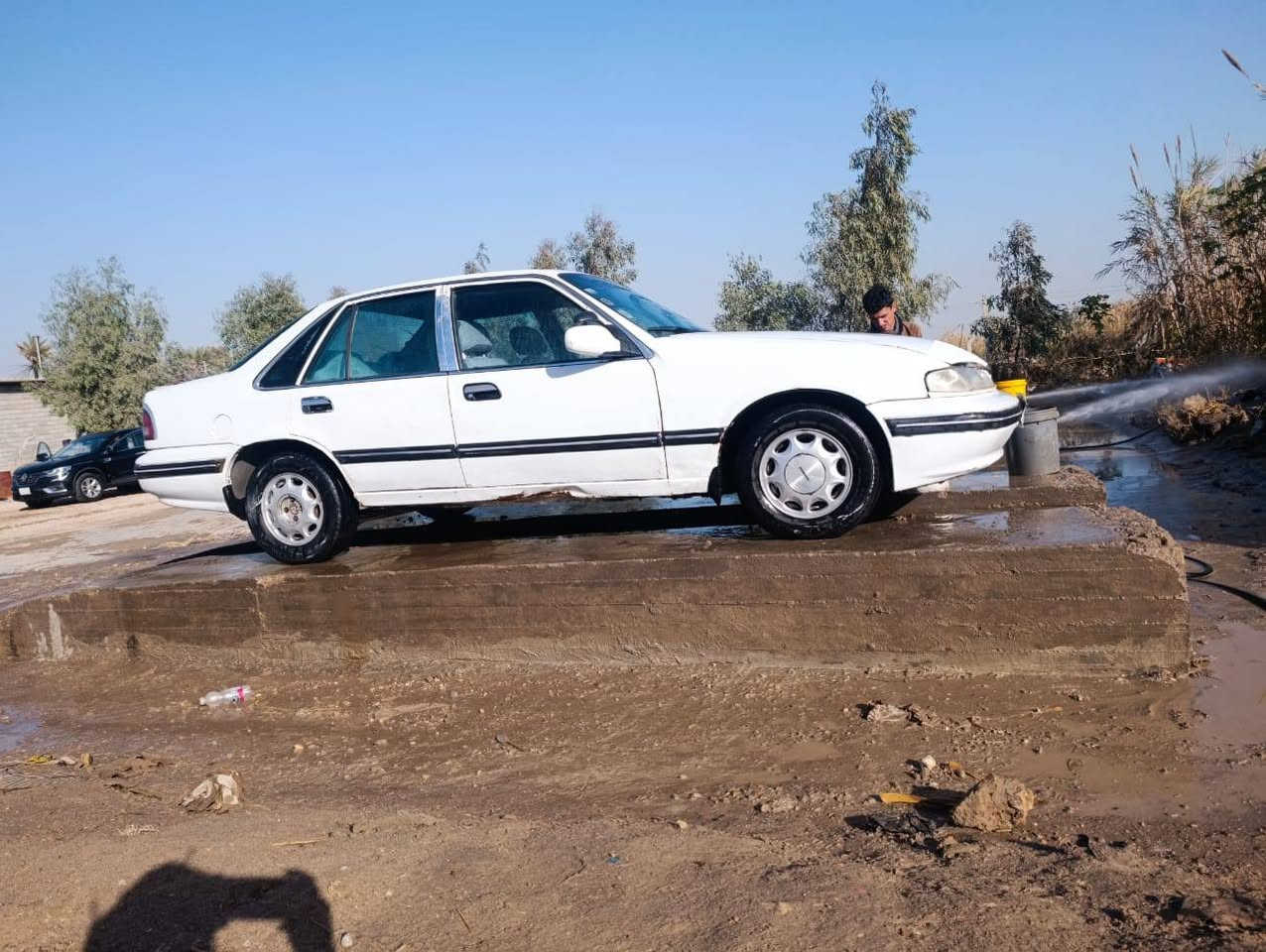 السلام عليكم
دايو برنس للبيع موديل 1995 
رقم بابل 
مكاني الديوانيه سومر 
السعر 27 ورقه وبيها مجال

***********
