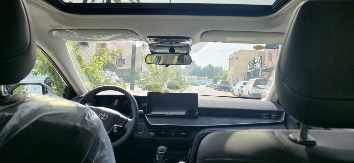 تيوتا كامري زيرو موديل 2025 هايبرد تجميع
للمراوس مع كروس او فروتلاندر
بحالة الزيرو ممشى قليل جدا جدا
السيارخ هايبرد اقتصاديه جداا 
- كاميرا خلفية متحركه
دشبول لمس
صاج اسود
-رادار
-تحديد مسار
-تحكم ستيرن
مودات سياقة
محرك  هايبرد
سنوية جديدة رقم بغداد
تحويل مباشر
-بحالة الزيرو
قطعتين تبريد
حساس اطارات
ويل كب .
مري شفط
داخل جلد اسود
بصمه تشغيل
بصمة عدد2
فتحه
شاحن لاسلكي
مقاعد جلد + دشبول جلد
شاشه اندرويد اوتو كار بلي
السياره بحاله الزيرو 
المكان بغدا د
منصور/ بغداد
***********
