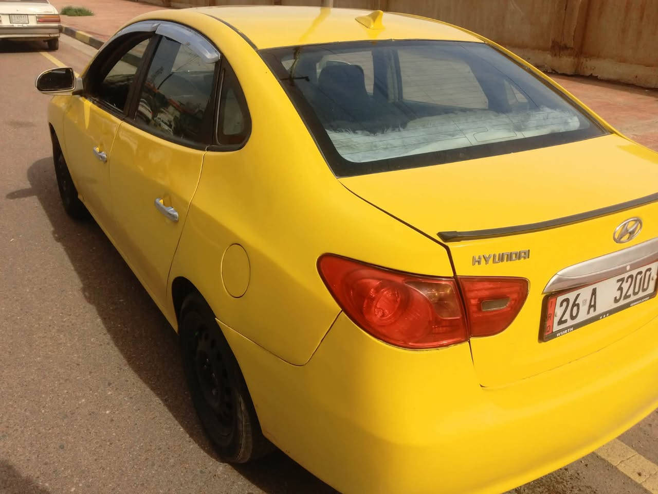 السلام عليكم
انترا موديل 2010 محرك 20 وكير شرط تايرات طخم جديد  حداديه جديده طخمها اليوم بدلته دبلات جدد ودرام شفتات جدد ماعوزه شي سياره بيها معجون شرط تحويل هزه جديده  سعر 75 ورقه ***********
