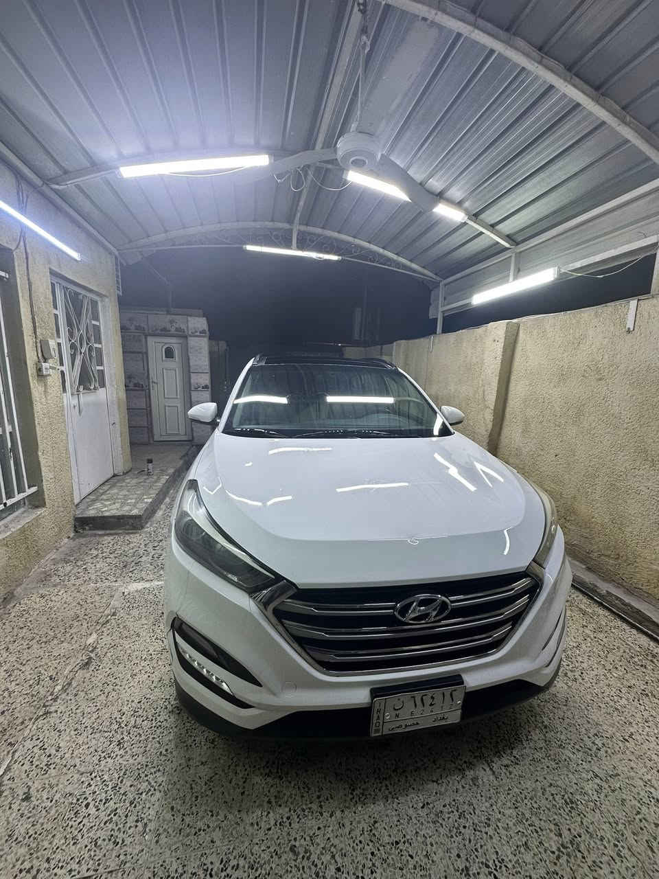 السلام عليكم 
توسان 2018 خليجي للبيع مواصفات بانوراما حساسات مري شفط اشاير بالمري تحكمات ستيرن جهتين رقم بغداد الدولي الجديد هزة وسنوية جديدة ماشيه 120 الف 
السونار موجود بالمنشور مكاني بغداد /البياع/حي الاساتذة 
السعر 165 وبيها مجال 
للاستفسار ***********
