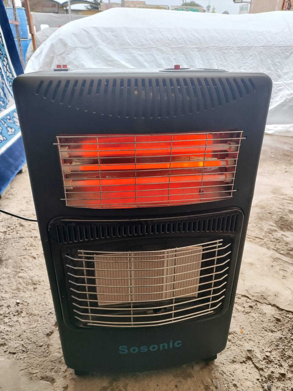 صوبه غاز وكهرب نضافتها 100/100
سعرها 40 وبيها مجال  لتواصل خاص او ***********
