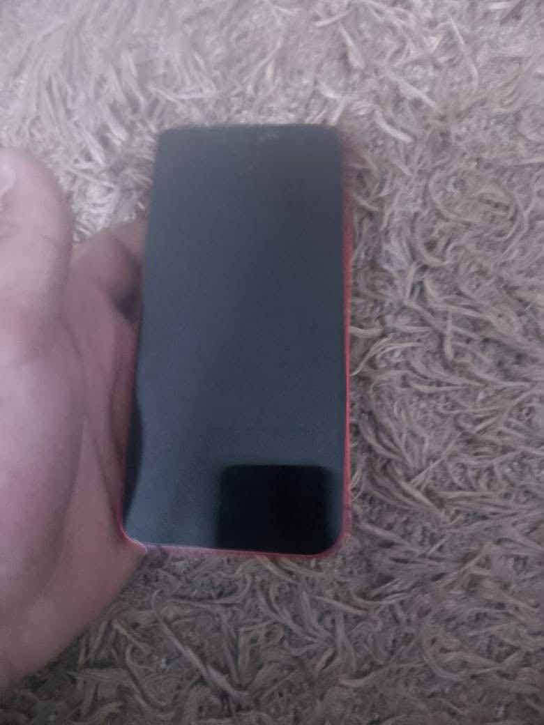 ايفون 12 سعر250  بس ضهر مكسور
لتلفون شرق اوسط 
شاشه مستبدله بس بلتلفون كامل بس ضمان ارقى شاشه بسوك وصل موجود نوعها ميكانيك

ذ 128
بطاريه 85
كامرات فول
اتصال فول
ضهر مفطور بس ميهم لان انطيك ويا كفر
بيع بس اذا مراوس ب13 وفوك مع فرق عادي 
واتساب *********** مكاني اعضميه
