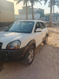 توسان ٢٠٠٩ • ماشيه ١٠٠٠٠٠ • رقم بابل