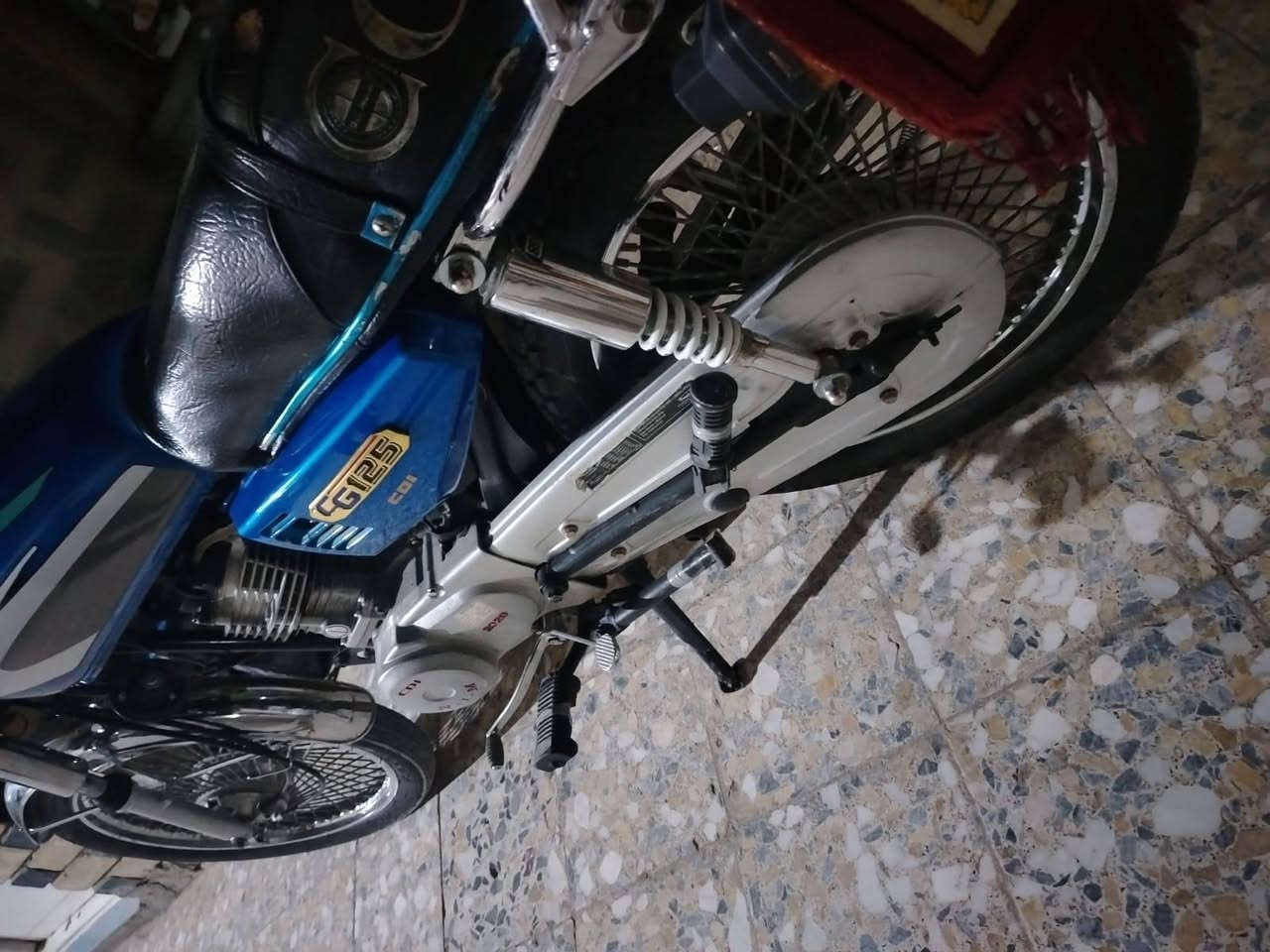 دراجه نامه اربعه كير اصولي وكيل العارضي مبدل ولفات دراجه نضيفه سعر 700وبيه مجال حك الجيه العنوان النجف حي ميسان شارع البريد


**إذا كنت صاحب هذا الإعلان وتريد حذفه لأي سبب، رجاءا أرسل رسالة إلى الدعم الفني**