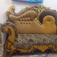 طقم 10 مقاعد • خشب ثقيل • ديالئ الوجيهيه