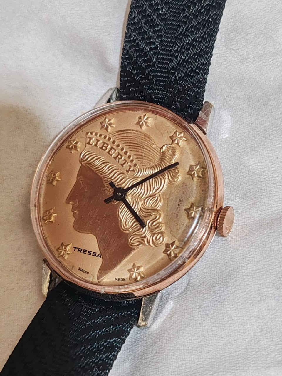 بسم الله ساعه ترييزا ملو مقاس ٣٤ المهتم خاص


**إذا كنت صاحب هذا الإعلان وتريد حذفه لأي سبب، رجاءا أرسل رسالة إلى الدعم الفني**