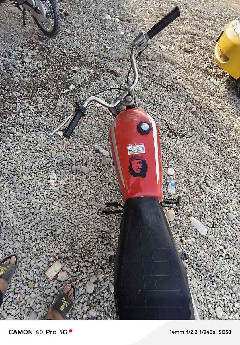 الاتصال  ***********
سلام عليكم  دراجه اربعه كير ارشه 14
السعر 350 وبيهة مجال
