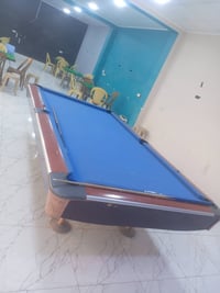 بليارد كامل للبيع كلش نضيف طوبات كامل   كيوبات ٣ ويا  كامل سعر ٤٠٠ الف...