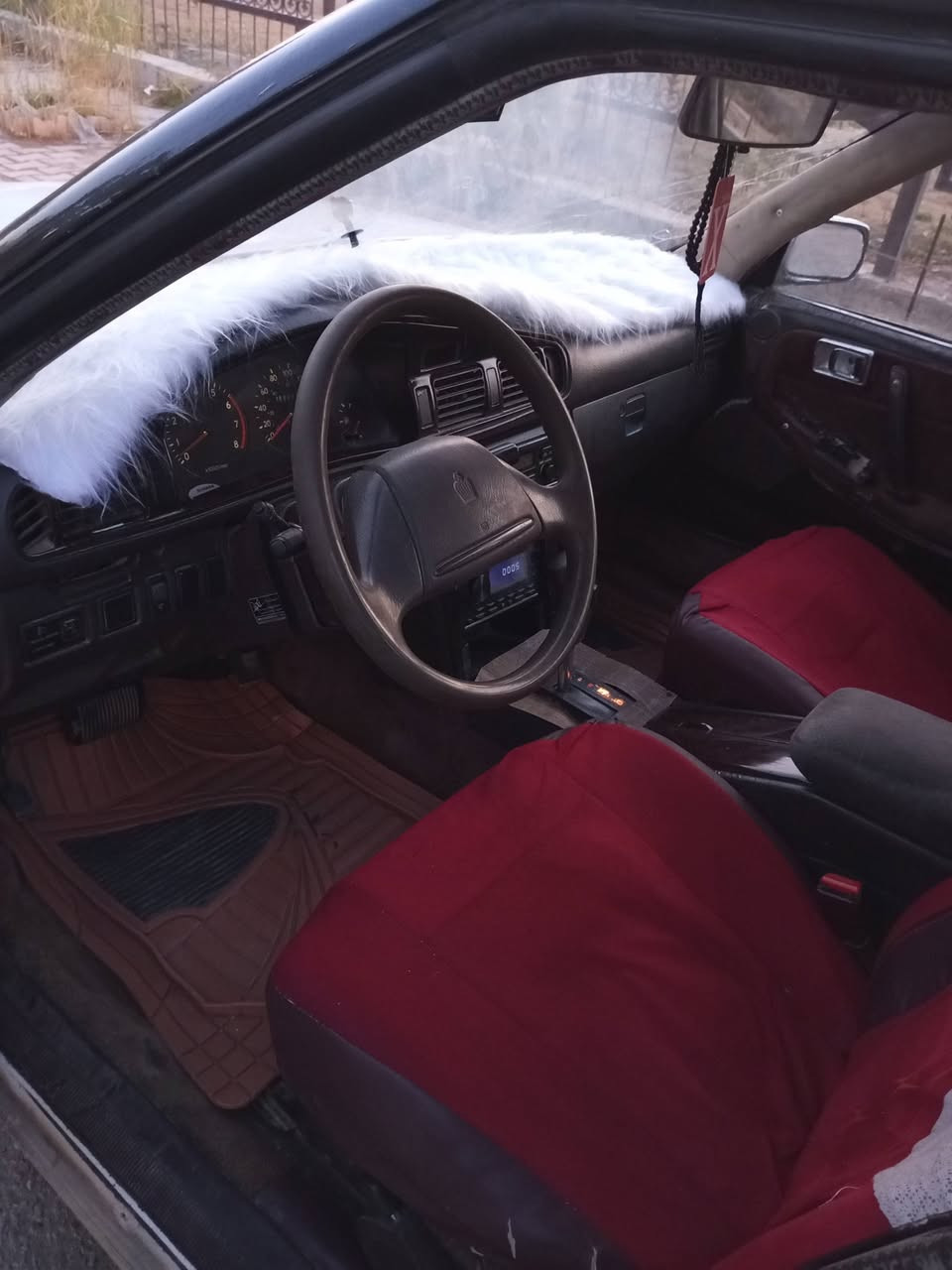 سلام عليكم سيارة سوبر هارتوب موديل 90 رقم وسنوية بغداد نكليزي بسمي السيارة كير مكينه حلوات كهربائيات شغاله زوج تايرات جدد مكاني بغداد الحرية السعر ٣٥ وبيها مجال بسيط رقمي ***********
