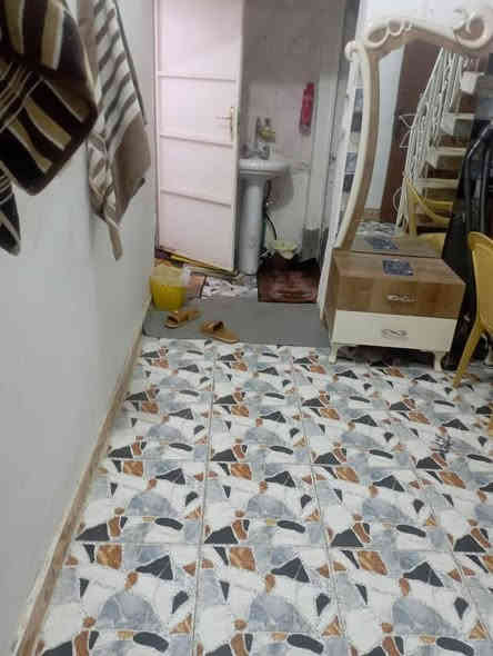 ممكن بيع الدار على المبادره 

دار للبيع طابو صرف بناء نظيف  مساحه ١٠٠ متر 🏠

الموقع / حي المهندسين قرب المجمعات الطبيه 
البناء طابق واحد حديث  
مساحه محتويات الدار /غرفه نوم /مجمع صحي عدد ١ /استقبال واسع وكليدور وموزع /مطبخ  
 
المساحه / ١٠٠  متر 🏘️
واجهه/الدار 🏠٥ متر 
النزال /20
جنس العقار/ طابو صرف  باسم شخص واحد تحويل مباشر باسم المشتري 

شارع ١٠ متر 

مبلغ البيع  110  مليونً بيه مجال بسيط 

للاستفسار اكثر الاتصال على الارقام ادناه او مراسلة الصفحه
________________

⭕️لمن يرغب  بيع عقار او شراء مراسله او الاتصال
⭕️عروض تجاريه
⭕️عروض دور حديثه
⭕️قطع اراضي -
⭕️استثمار عقاري
_____________
🏡🏡للاستفسار مراجعة مكتب سجاد  سامي  قسم العقار 🏡🏡
🌎الكائن حي الحسين قرب حلويات لبنان 
***********
*********** سجادواتساب
