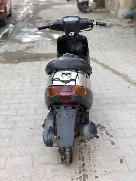 السلام عليكم دراجه بطه شغال نكره اول هندر مكينه ناعمه كهربائيات مكفوله اكسل محرك دراجه ياباني السعر ٢٢٥ الف المكان بغداد الحريه ***********
