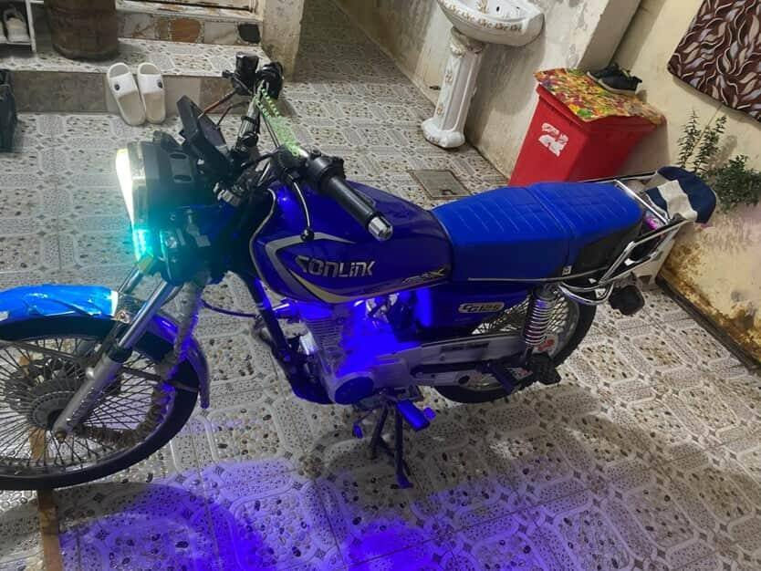 تايكر لبيع لون ازرك موديل24دراجه كفاله دشبول اكتروني مكينه سبانه ماممدوده دراجه كامله مكمله مكان ديالى المفرك سعر ٦٥٠ وبيه مجال حك الجيه   الاستفسار عله هاذ رقم ‭٠٧٧١ ٤٢١ ٣٢٤٤‬ ملاحضه (مستعجل عل بيع)
