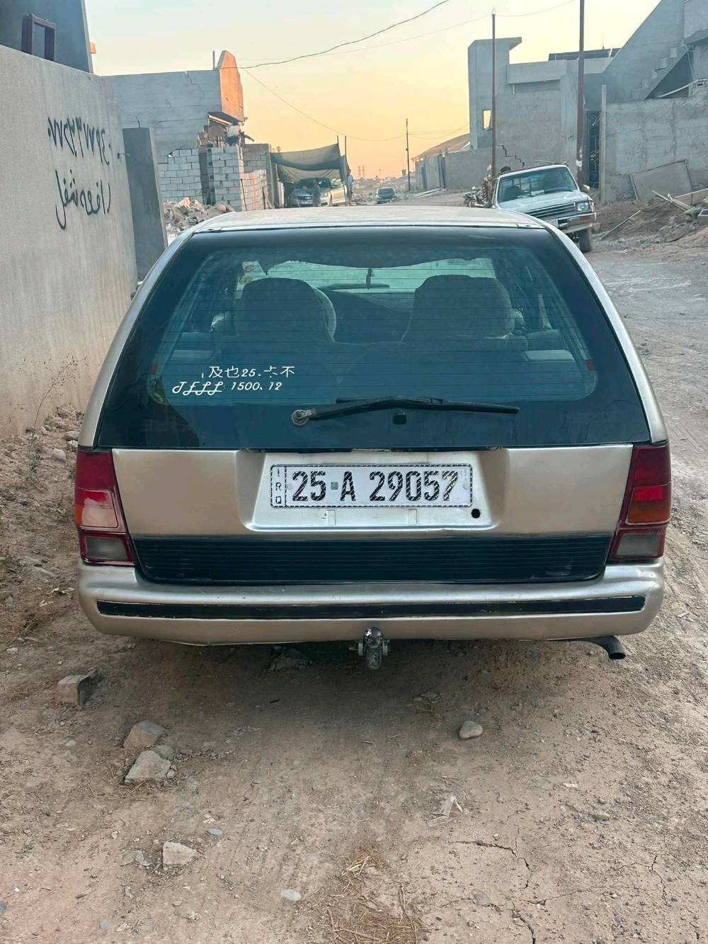 مازده 1990  626محرك 8 بخ فول اقتصادي  سنويه مجدده ل 2031 بسمي شرط التحويل والغرامات  مقدمه بيها بطاقه بانزين يرادلها ترتيبات بصيطه رايدها 33 وبيها مجال مكاني كركوك.***********