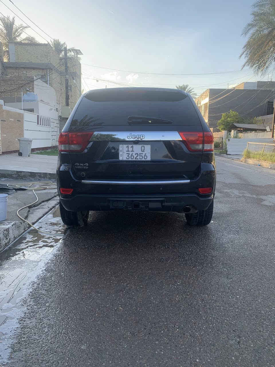 السلام عليكم
للبيع جيب كراند شيروكي 2011 لمتدد فول مواصفات 1/1
1- تدفئه +تبريد كشنات
2-شاشه عدد2 كبيره وصغير
3-بصمه تشغيل عن بعد
4- بانوراما سقف
5-حساسات وكامره
6-صندوك كهرباء
7-مري قلاب
8-وضعيات قياده مختلفه
9-كشنات جلد كهرباء 
10-تخم تاير جديد + منضومه زنون
11-حداديه كامله
12-رقم انكليزي جديد
13- محرك وكير بحاله ممتازه
14-حجم المحرك (3600) 6 سلندر
السياره داخله كلين هنا بيها قطعه وحده ورش كلير حزام اثر شخووط 
السعر : 145$
***********
