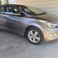 النترا ٢٠١٢ خليجي  رقم بغداد وبأسمي شرط التحويل قطعتين صبغ بدون دواخل ...