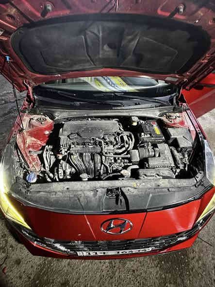 السلام عليكم 
النترا مديل ٢٠٢١ مواصفات نص فول رادارات نقط عمياء اوتو ستوب ماشيه ٧٤الف مكفوله من الغد و الشاصي بجم كبس حادثها باب الخلفي عكس السايق وموجوده صور الحادث جوه السياره بأسمي تحويل ثاني يوم مكانها بغداد زيونه ***********  السعر ١٤٥ وبيها مجال
