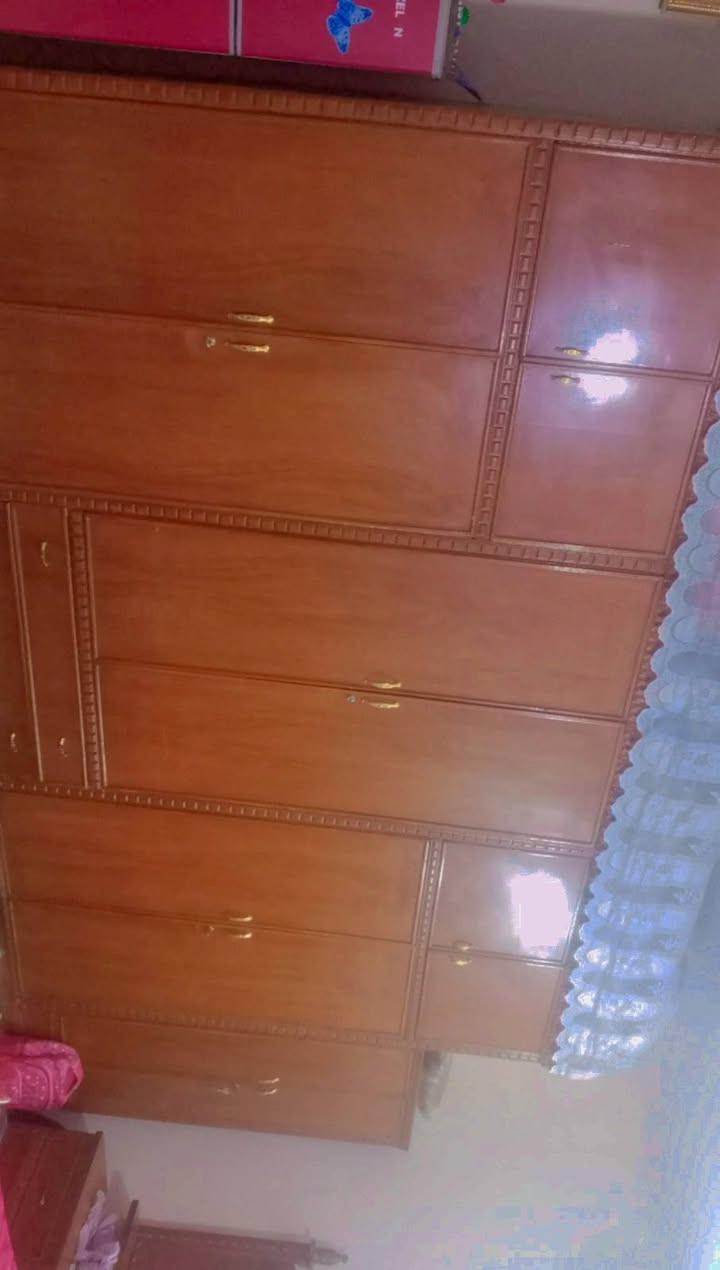 مرحبا
غرفه اخشاب نضيفه مابيها ضرر مثل ما موضحه بالصور
سعرها 300 وبيها مجال
مكاني بغداد


**إذا كنت صاحب هذا الإعلان وتريد حذفه لأي سبب، رجاءا أرسل رسالة إلى الدعم الفني**