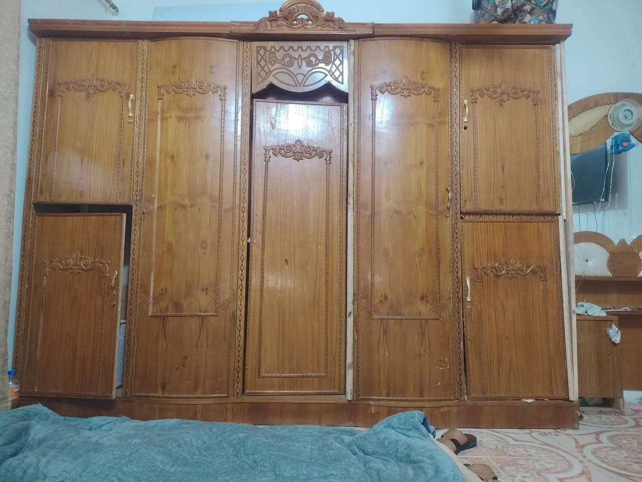 يالله السلام عليكم غراض منزل مستعمله للبيع كلمن وسعره علق عله اي شي يعجبك ونطيك السعر


**إذا كنت صاحب هذا الإعلان وتريد حذفه لأي سبب، رجاءا أرسل رسالة إلى الدعم الفني**