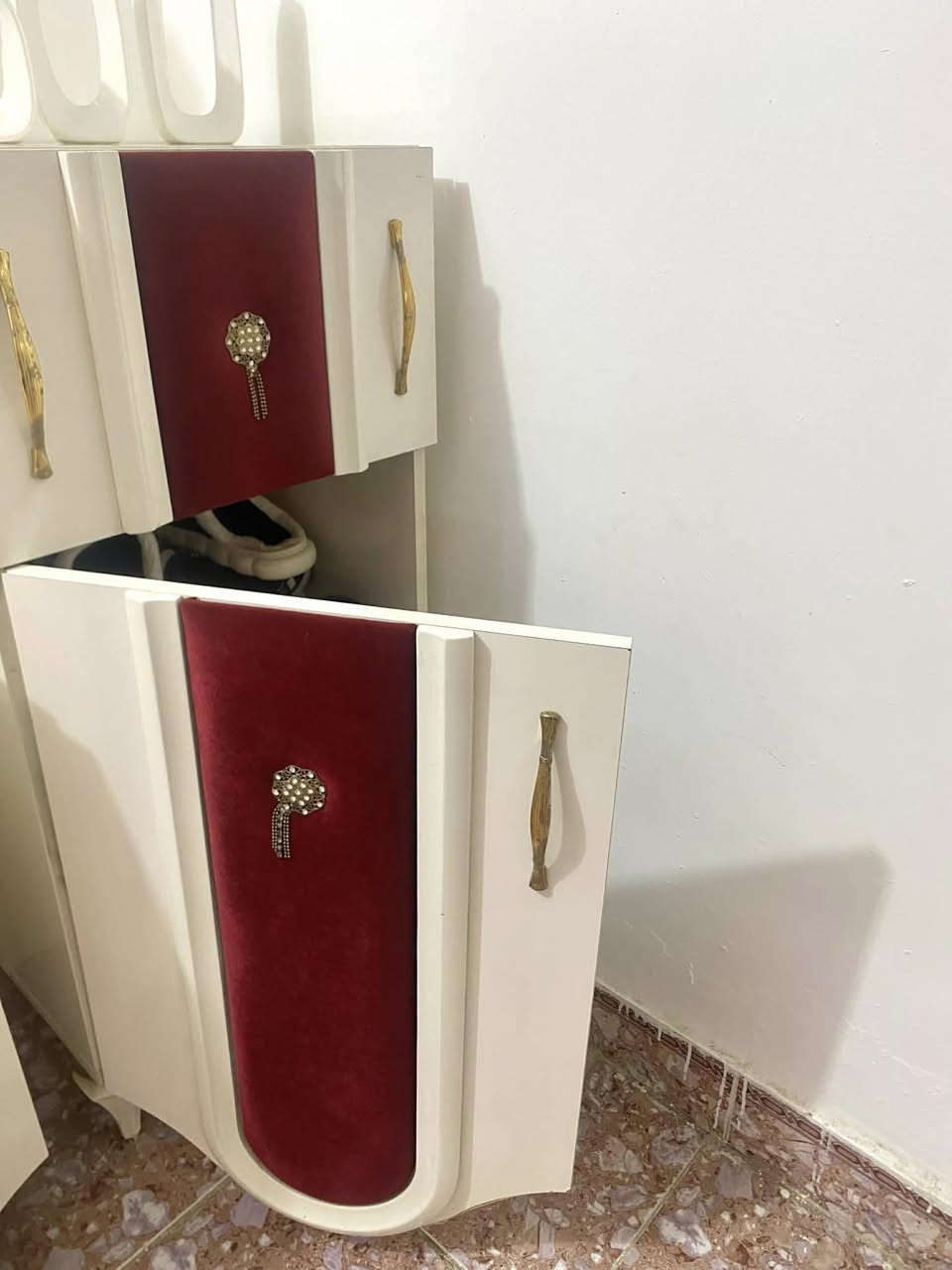 جزامة مع مرايا عامودية فقط 125 الف


**إذا كنت صاحب هذا الإعلان وتريد حذفه لأي سبب، رجاءا أرسل رسالة إلى الدعم الفني**