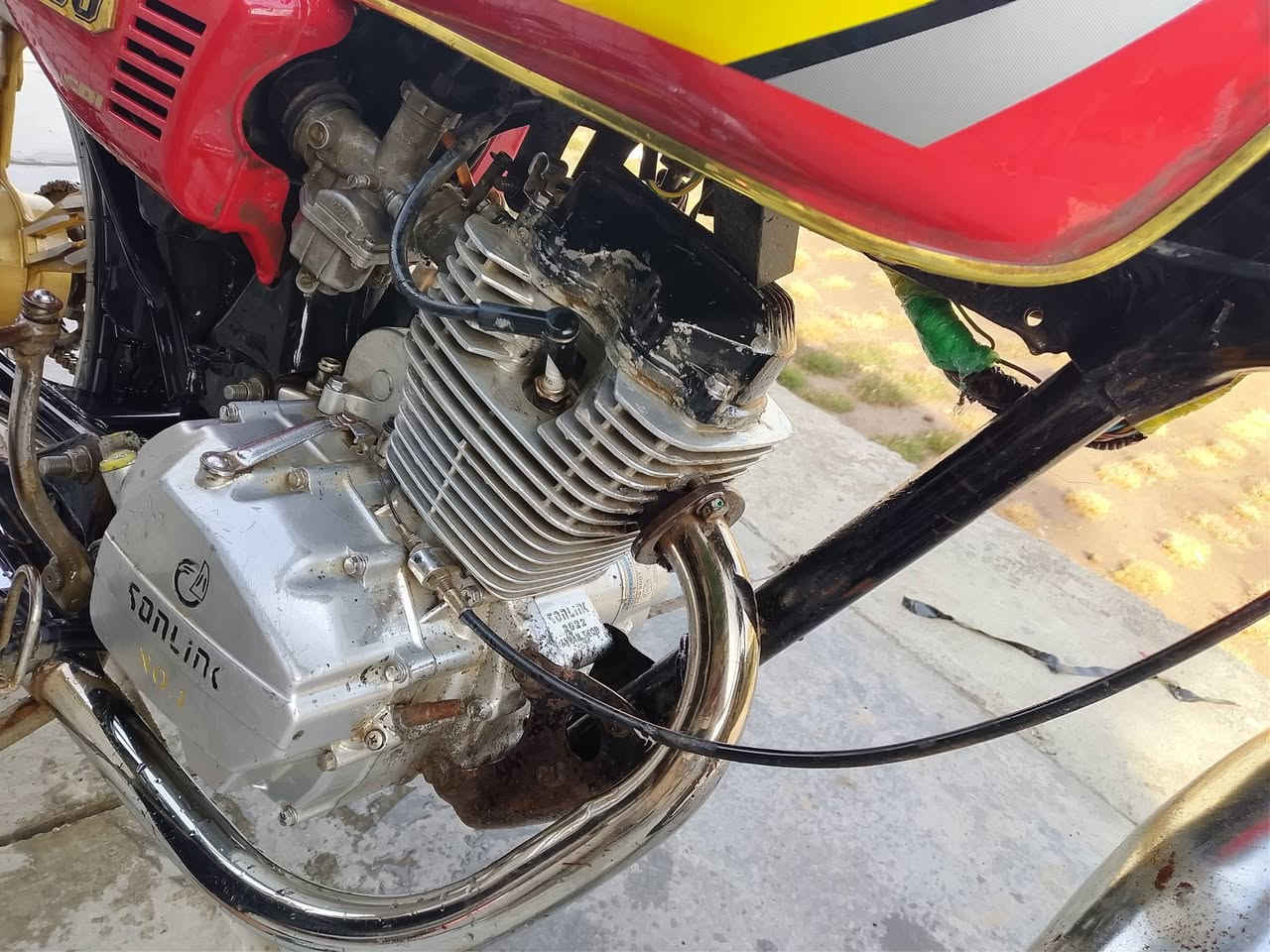 سلام عليكم دراجه ايرانيه 5كير لبيع دراجه خير من الله لاتبخير وله تنقيص مكاني بغداد مشتل السعر 400 وبيه مجال ***********
