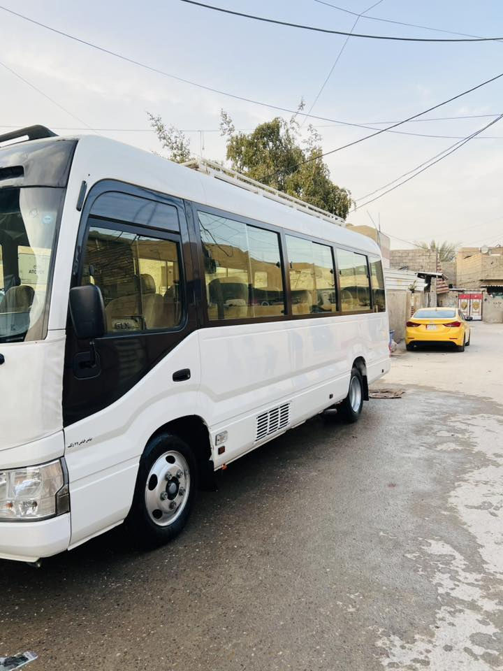 سلام عليكم كوستر لبيع مديل 18 سياره كفاله من صبغ بيه سياره طخطخات مامعمره بصيطه سياره سله حاكيه كشن ستاركس تبريد محور وركه تانكي اضافي السعر 455وبيه مجال بسيط خابر ودلل رقم ***********
