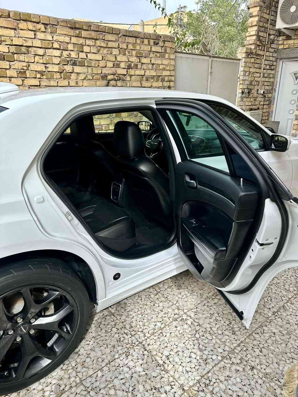 اوباما 2022 اصل
فول الفول 1/1
نقطه عمياء
كشنات حار بارد
دخول ذكي
حساس امامي خلفي
اشاير بالمري
كامره دواره
وبعد بيها هوايه مواصفات السياره جديده بمعنى الكلمه كفاله عامه داخله تقرير مياه امطار بدون ضرر ماشيه 80 الف ميل رقم بغداد باسمي تحويل ثاني يوم مكان السياره ذي قار تفاصيل اكثر الاستفسار ورقم صاحب السياره
‭0781 140 4366‬
‭0780 347 1470‬
