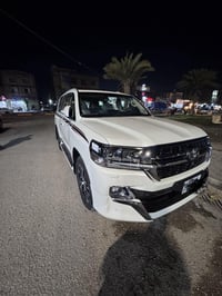 لاندكروز بريم • ٢٠٢١ • ٣٣٠٠٠