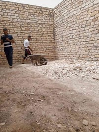 / يوجد كادر عمل جاهز/ تصعيد مواد/ تنضيف بيوت/ تفليش/ تكشيط/ تنضيف حدائ...