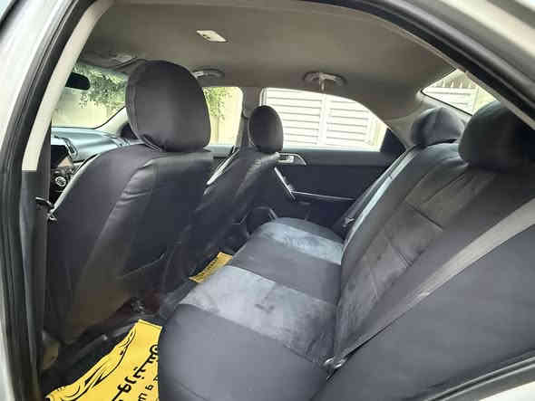 سيارة كيا سيراتو خليجي 2011 
شرط كير محرك صدر امامي خلفي جاهزها اربعه تايرات جددت تحويل او وكاله حاظر بيها قطعتين ونص صبغ اثر شخوط بدون تبديل وبدون ضرر سعر 103
***********
