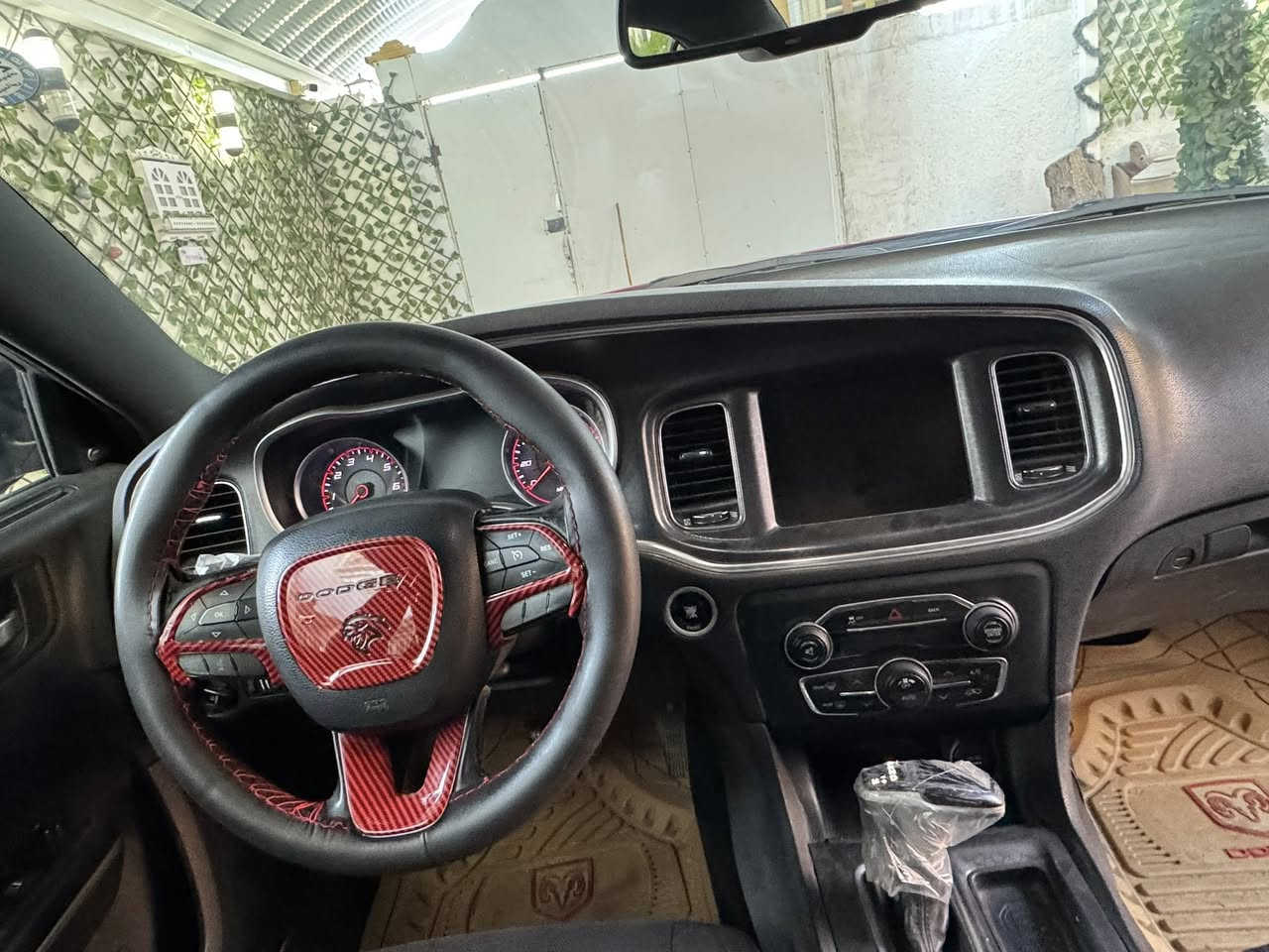 السلام عليكم جارجر 2015 محرك 6v رقم اربيل هزه لحد ٢٠٢٦ شهر السادس كلين بدون حادث بدون صبغ فقط بارد سونار بالمنشور رقم اربيل تحويل او وكاله بدون اين نقص كير مكينه مكفوله حداده نص عمر مامشتغله خط تخم تاير ماشيه ١٦ الف  كشن حضن شاشه جبيره  تشغيل عن بعد الجيك ان طافي للبيع فقط *********** ابو شاهين السعر ١٨٥ وبيها مجال مكان ميسان
