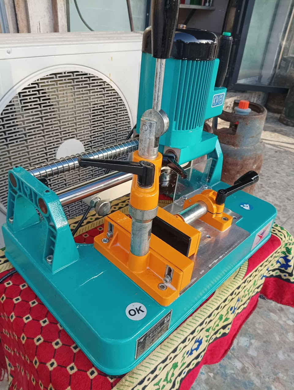 السلام عليكم للبيع فريزات يلمز تركي.  اي استفسار الاتصال على الرقم ***********. ***********. أو على الخاص في بابل الحله
