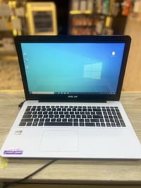 لابتوب اسوس • ٨ جيجا DDR4 • ٢٥٦ SSD