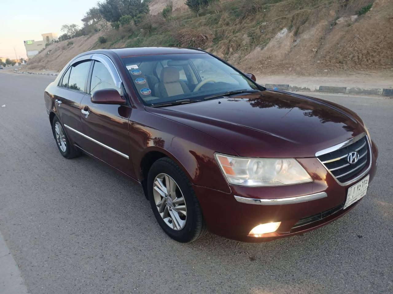 السلام عليكم سوناتا موديل 2009 خليجي محرك 2400 دوش .السياره بيهه 5 قطع بدون دواخل أثر شخوط مكفوله من محرك وكير وتراي وصدر وتبريد رقم انبار سعرهه 98 مكاني الرمادي الخالديه 
***********
***********
