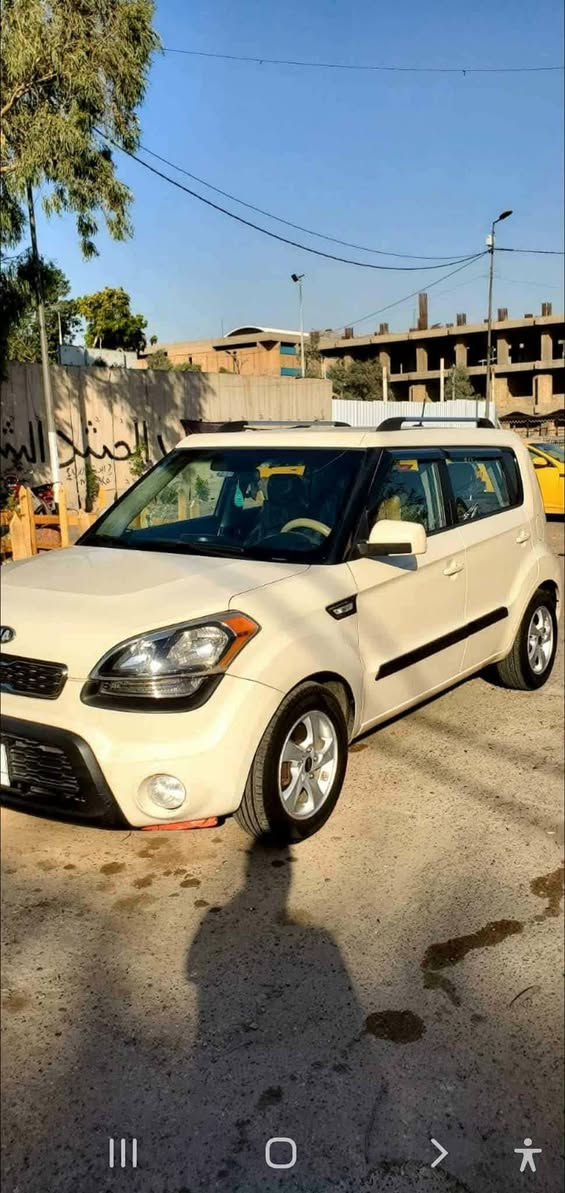 صول ١٣ حادث بسيط قطعه وحده ماشيه ٩٠ مكينه ١٦٠٠ gdi السعر ٩٦ السياره على وضع الشركه بغداد ***********
