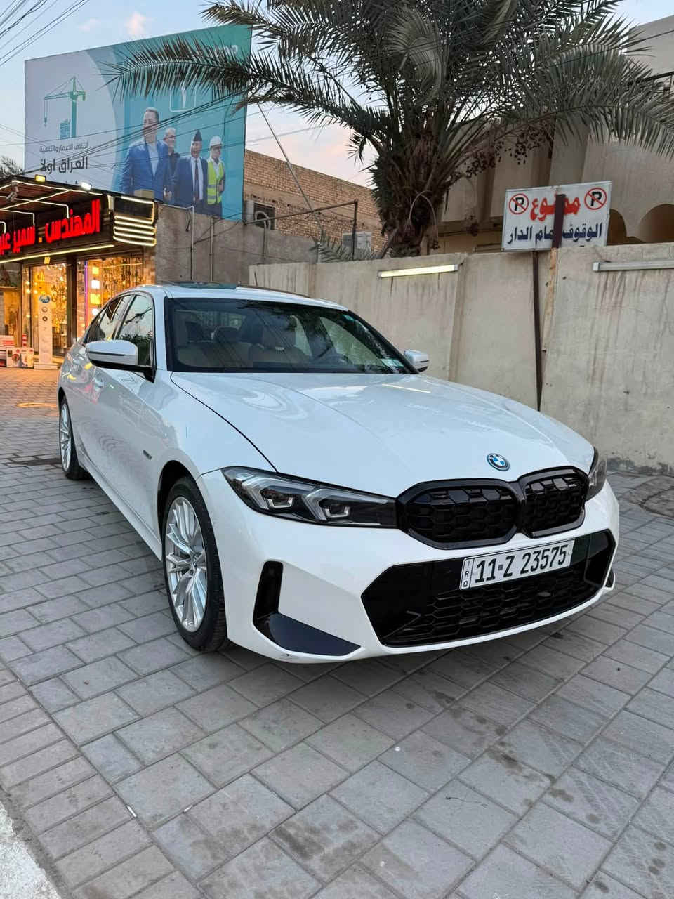السلام عليكم بي ام 330 موديل 2023 3 انضمه بانزين هايبرد كهرباء السياره فول مواصفات ماشيه 32 الف كيلو داتا شو فتحه سقف شاشه متصل وبعد مواصفات كومه بيها ومعروفه رقم بغداد بسمي شخصيا السياره بيها بنيد مفتوح ومصبوغ الباقي فقط كلير من امريكا ممفتوح مكاني بغداد حي القاهره الضباط السونار موجود ويه الصور مع صور الحادث اي استفسار هذا رقمي ***********
