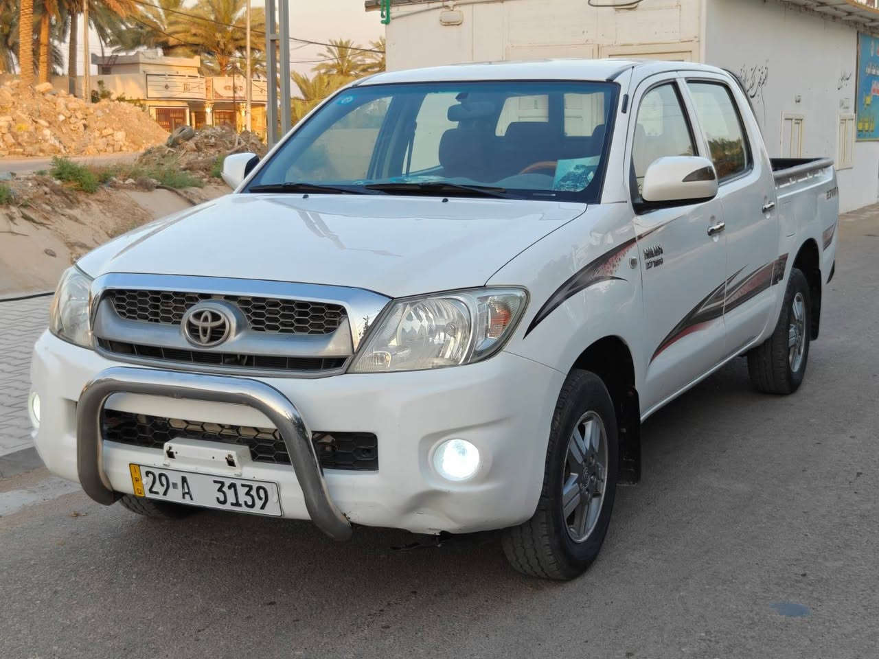 تيـوتا هايـلوكـس 2009 خليجي سعودي كفاله عامه  محرك2700 گير عادي كير مكينه حداديه تخم تاير تبريد كله بشرط  رقم وسنويه جدد السياره جديده وماناقصها شي 
السعر 153
الهاتف ***********
