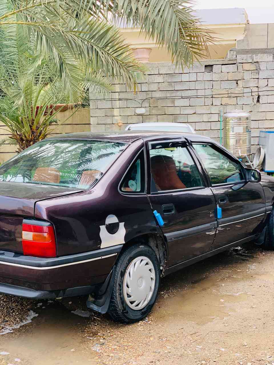 اوبل فكتره موديل 93 رقم بغداد مشروع وطني صبغ عام جماليه بدون ضربه بدون خياس  تحويل مباشر محرك بل صندوك حجم 16  جديد كير عادي تايرات 4 جدد صدر كله جديد فتحه بل سقف مسجل اربع سماعات 🎧 جدد هزه جديده سياره ماعايزها برقي كلها شغاله ترايك وين ميعجبك  $$ سعر 42 بيها مجال ## ***********
