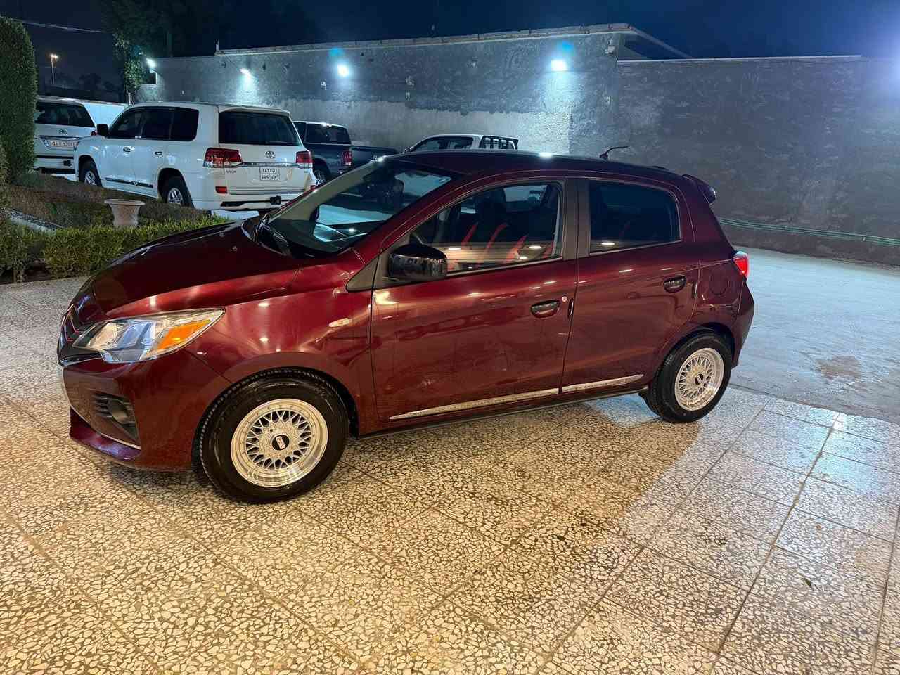 سلام عليكم ميتسوبيشي ميراج موديل 2022 معوقين سنويه لل2029 حادث بنيد وجاملغ وباب السياره جاهزه كل نقص ما يبهه تبريد ثلج موصفاتهه شاشه كبيره تحكم ستيرن كأمره خلفيه
مكان السياره بغداد السعر 72 وبيهه مجال للشراي *********** متوفر واتساب واتصال
