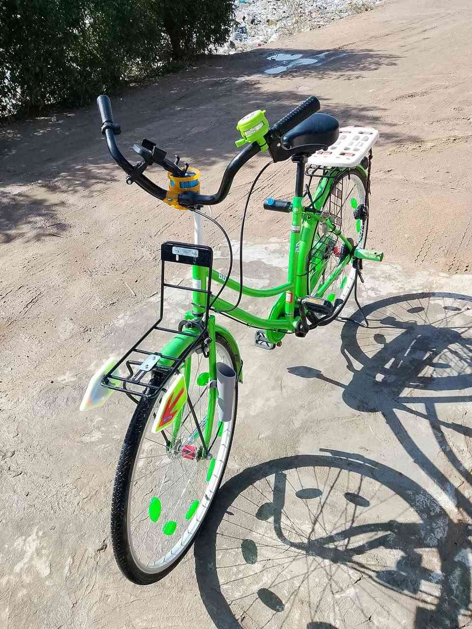 اسلام عليكم بايسكل للبيع الشركه BD النضافه 98٪ حجم 26 صارله ثلاثه أشهر من طلعته من  المعرض دفتر الوكاله وياه السعر 220وبي مجال للشراي العنوان كربلاة البزل الثاني رقم الهاتف ***********
