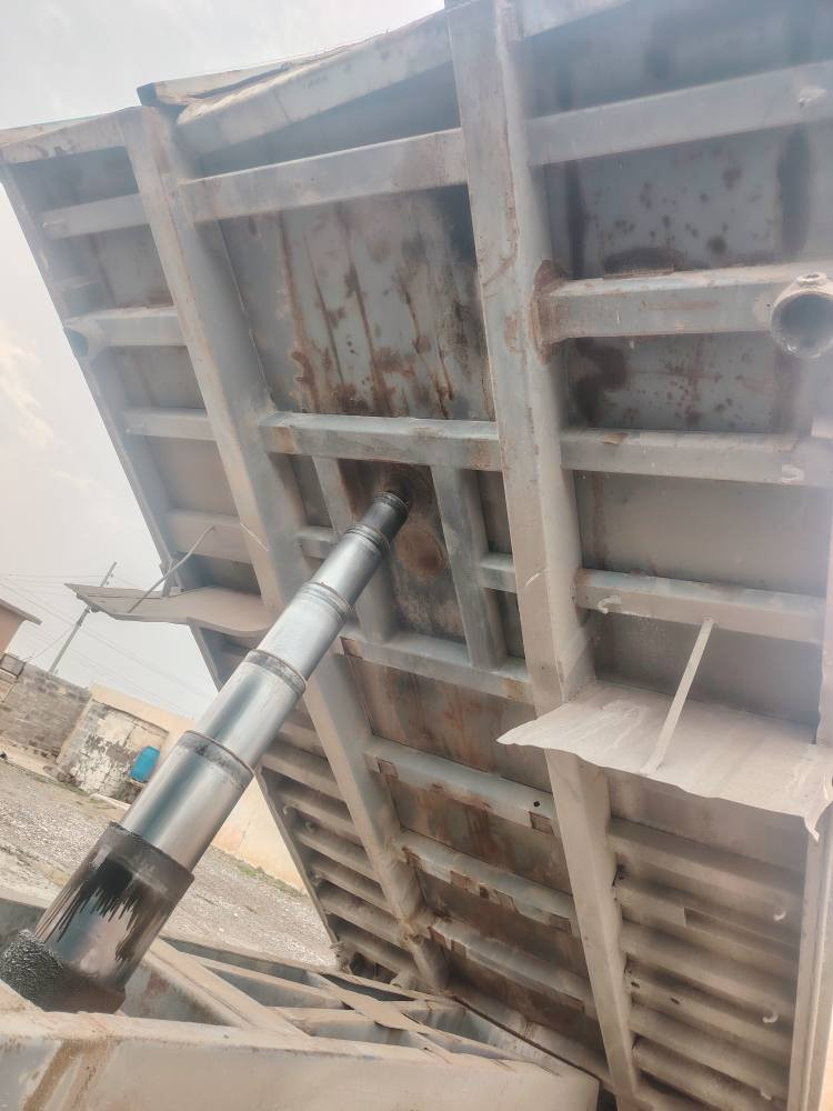 بودي للبيع مال حجر***********
