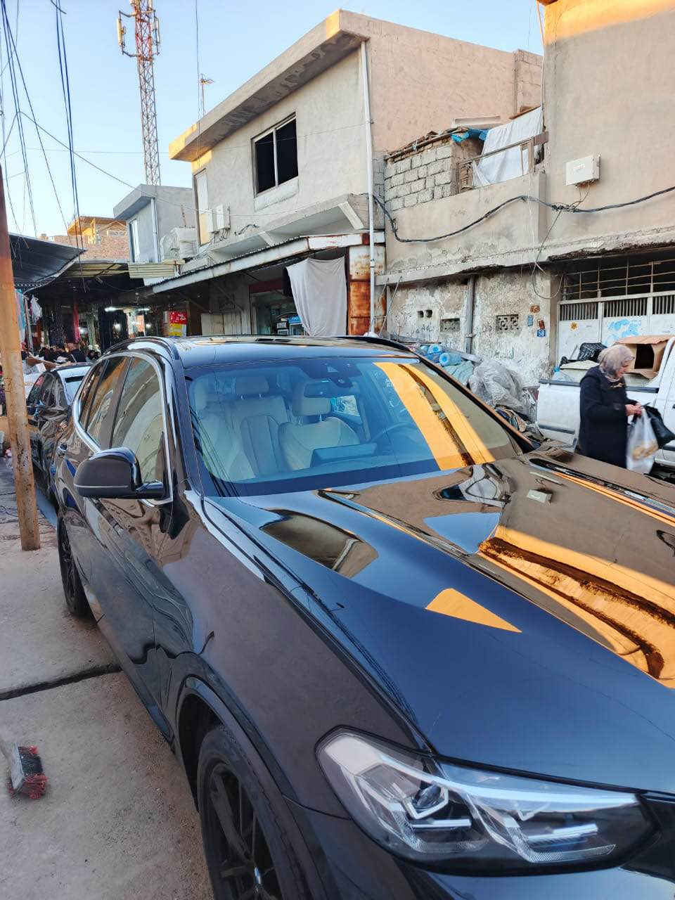 بى أم X3  ٢٠٢٢ اسود مرقم جاهز  سياره صبغ عام بس بى ٥ قطعه بدون صبغ بدون دواخل أ رباك سليمه بجم كبس شاصى كهربائيات كير و محرك كل بشرط  سياره فول مواصفات  تخم تايرات و هزه و رقم كل جديده شهر ١٢ رقمت                         
ملاحضه: ارواس ويا سيرات سعر خفيف 
ت : *********** وتساب أربيل, العراق
