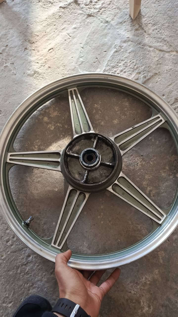 كور نضيف حيل وبلادي وزوج وياله امامي وخلفي نضيفات للبيع
القطعه علـّۓ. 25 الف
مكان ابوغريب زيدان
***********
***********
