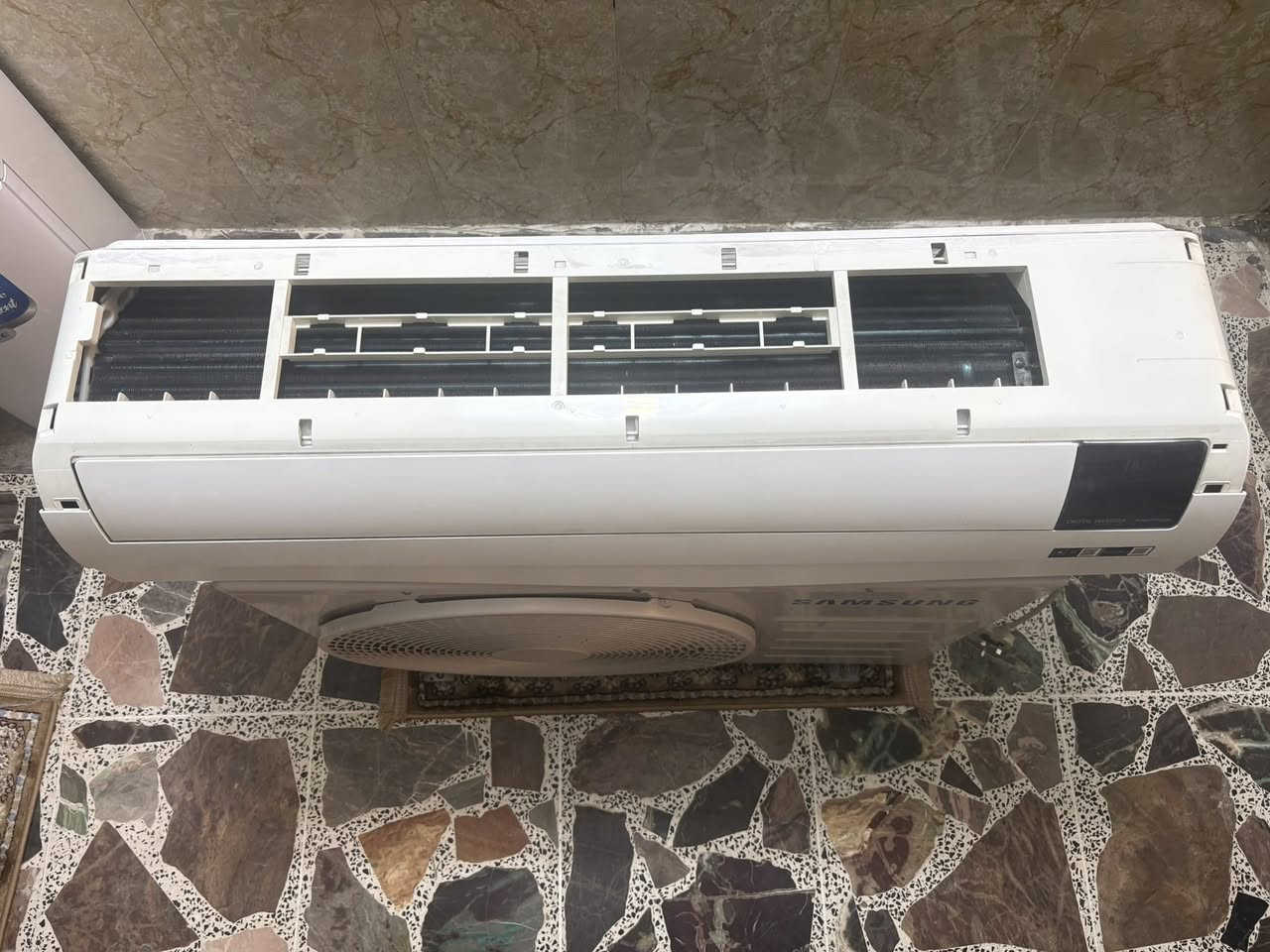 سلام عليكم
سبلت سامسونك 2 طن أنفرتر
تايلندي يشتغل على المولده أقتصادي
حاربارد غازه مقفل 410 
نظيف جدا شرط بلادي ممصلح
مديل حديث  السعر ٥٠٠ الف
العنوان بغداد حي الجامعه
***********
